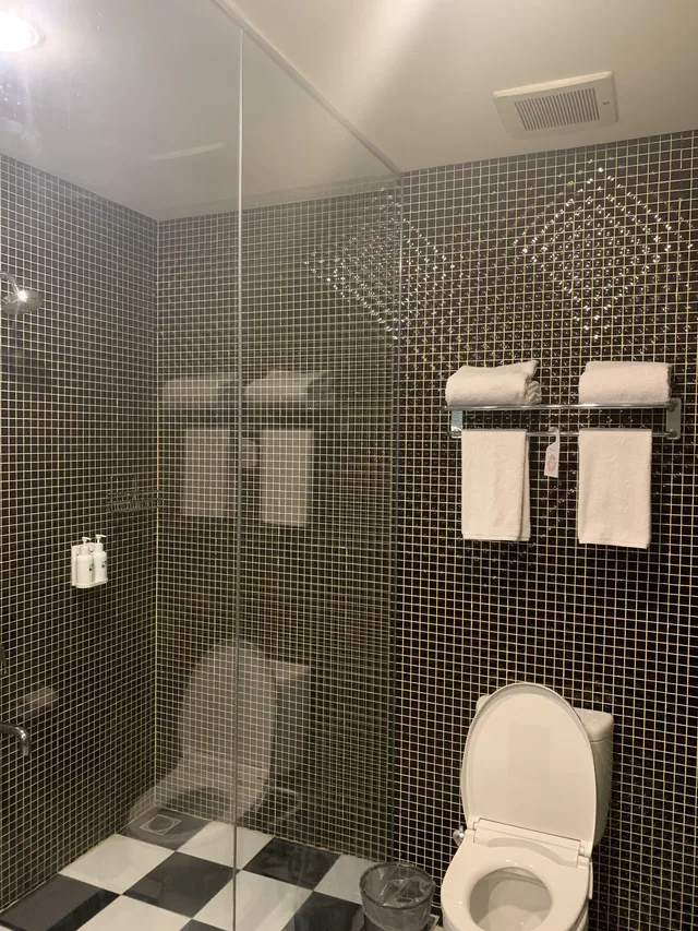 جناح بإطلالة على البحر، Swiss-Belcourt Kupang 2/2
