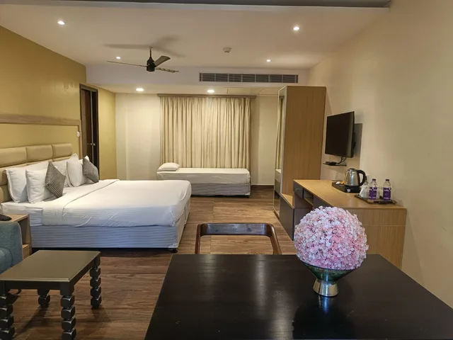 جناح، Spree One Resort and Convention 1/2
