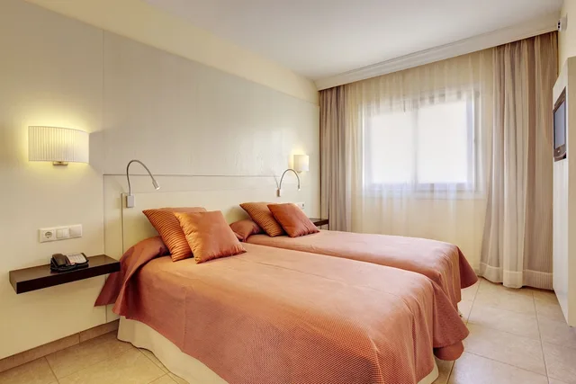 1 Bedroom, Family, Apartment, Twin Beds, Pool View, Sofa, Terrace, Grupotel Tamariscos 1/2