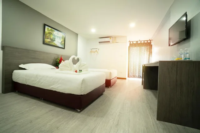 غرفة قياسية بسريرين منفصلين، NK Residence Sakon Nakhon 1/1