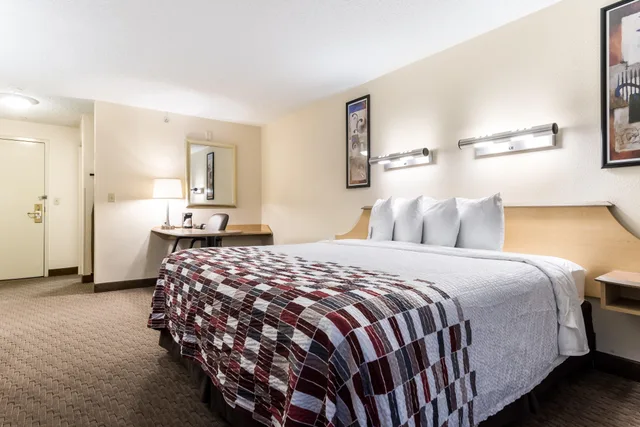 غرفة سوبيريور، Red Roof Inn Cleveland Airport-Middleburg Heights 3/4