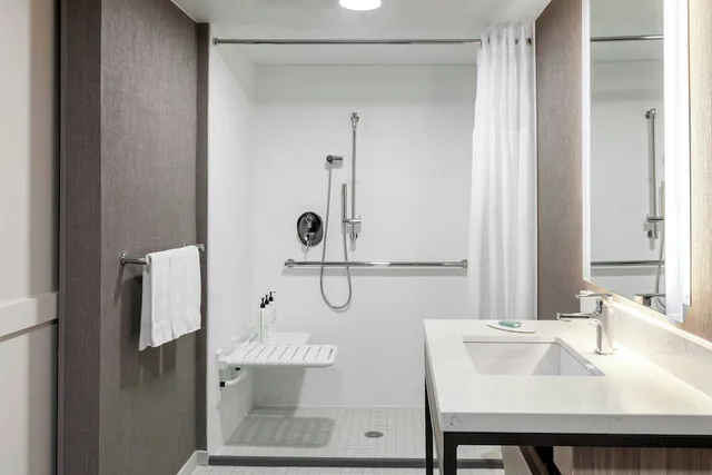 جناح بسريرين مزدوجين لذوي الإعاقة، Springhill Suites Denver North Westminster 3/7