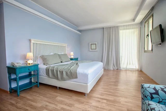 Double Room Deluxe (Ra)، San Nicolas Hotel 1/2