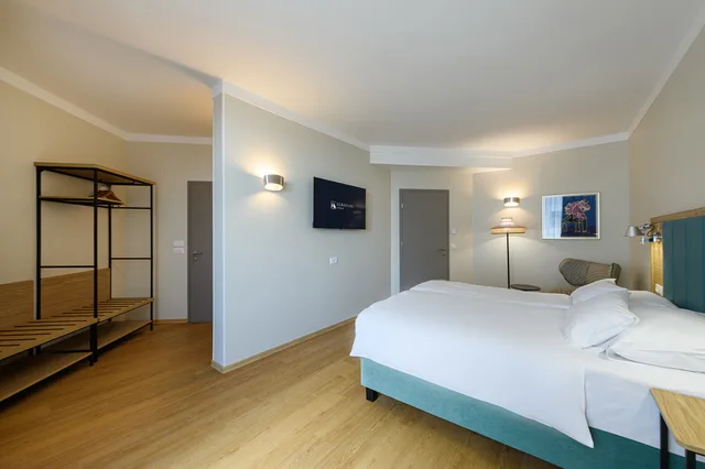 جناح تنفيذي، Eurostars Uhotel Ex Uhotel 4/8