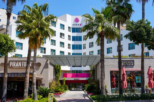 جناح بإطلالة على البحر، Akra V Hotel 1/1