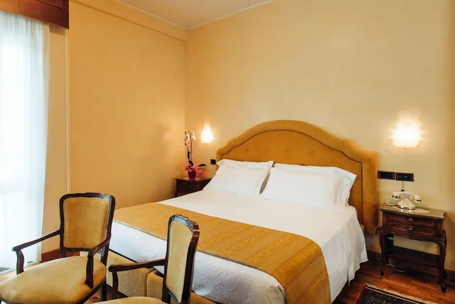غرفة كومفورت بسرير مزدوج أو سريرين منفصلين، Grand Hotel Excelsior 2/3