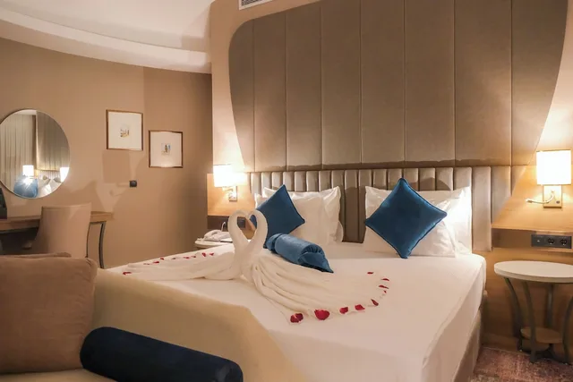 جناح جونيور بسرير كينج، Ramada Encore by Wyndham Konya Karatay 2/6