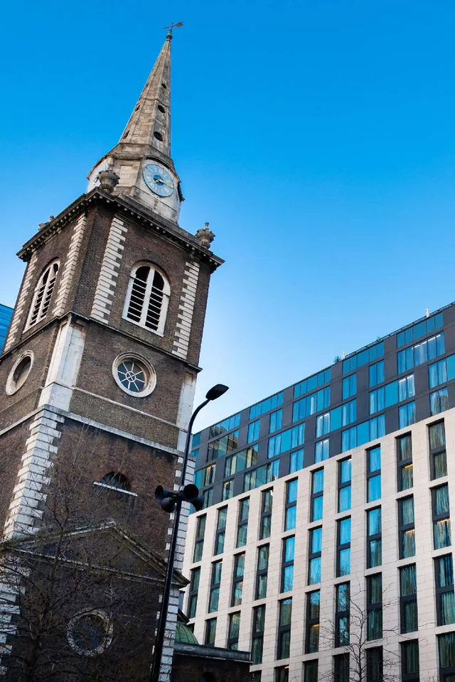 غرفة ديلوكس بسريرين، Leonardo Hotel London Aldgate - Formerly Hotel Saint 1/1