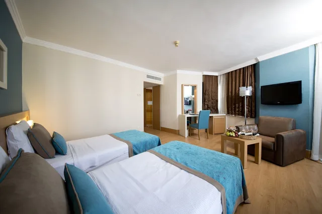غرفة قياسية بسرير مزدوج أو سريرين منفصلين، Limak Limra Hotel & Resort 8/10