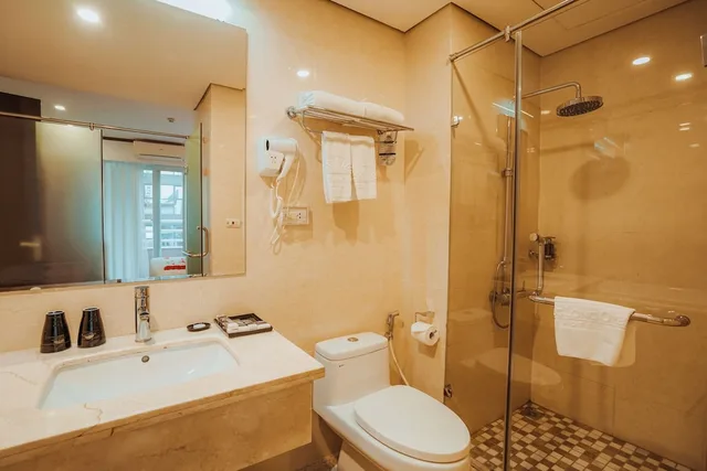 Opera, Suite, Queen Bed، Thang Long Opera 4/5