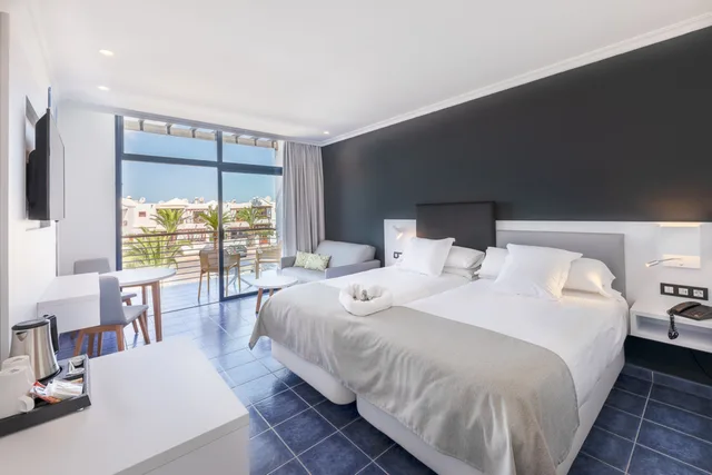 Room, Single, Double Bed, Lateral Side Sea View، Hotel LIVVO Mirador Papagayo 1/3
