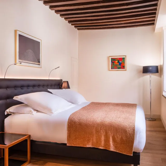 Northern, Suite، L Hotel de Beaune 1/3