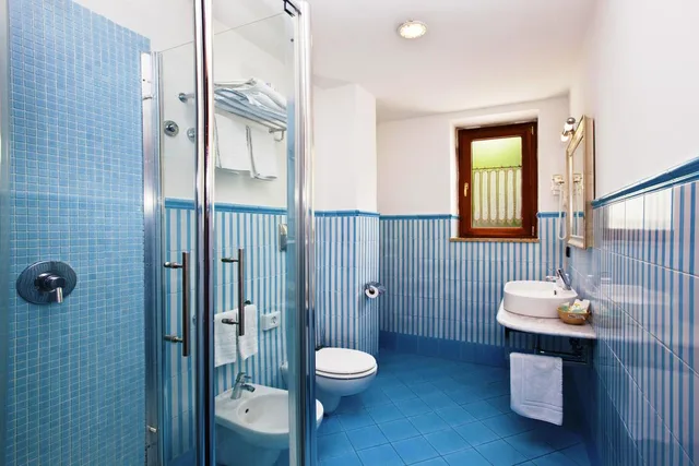 غرفة قياسية بسرير مزدوج أو سريرين منفصلين، Punta Campanella Resort And Spa 4/5