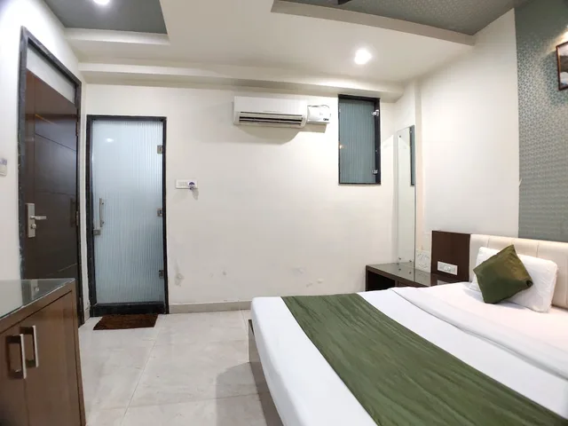 Superior, Double Bed, HOTEL TILAK 6/10