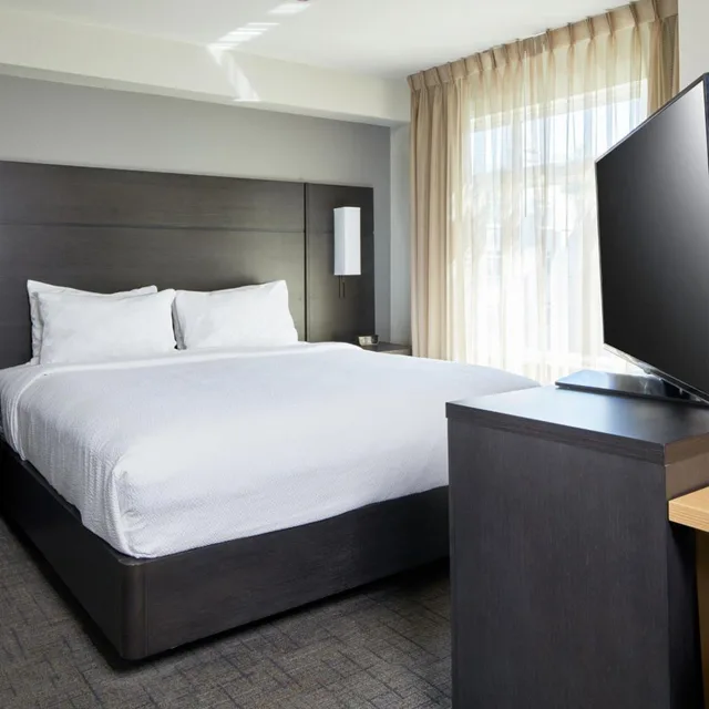 جناح استوديو بسرير كينج مع أريكة بحوض استحمام لذوي الإعاقة، Residence Inn By Marriott Los Angeles Westlake Village 1/8