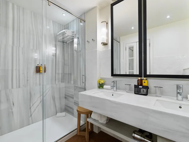 غرفة قياسية مفردة بسرير مزدوج، H10 Metropolitan 4/5
