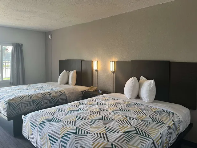 غرفة ديلوكس بسريرين كوين، Studio6 Lake Jackson, TX 3/7