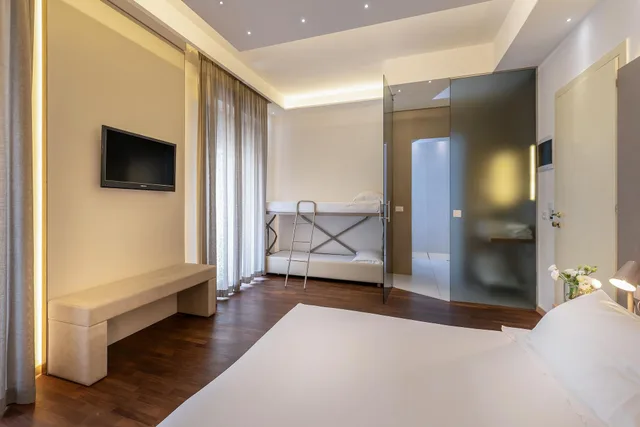 غرفة تنفيذية، Hotel Polo 1/4
