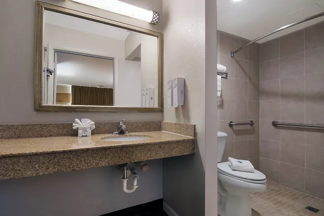 غرفة ديلوكس بسريرين كوين لذوي الإعاقة، Red Roof Inn Vero Beach - I-95 5/5