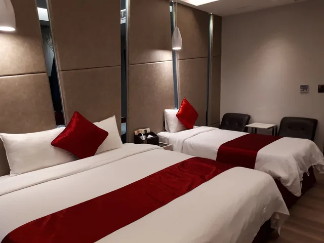 غرفة كلاسيكية ثلاثية بسرير كوين وسرير فردي، Jinspa Resort Hotel 4/8