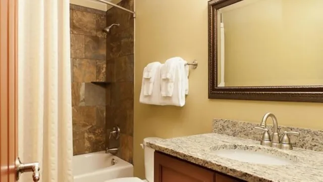 كابينة بسرير كينج وسرير كوين بغرفتي نوم مع أريكة، Bluegreen Vacations Shenandoah Crossing, an Ascend Collection Resort 6/6