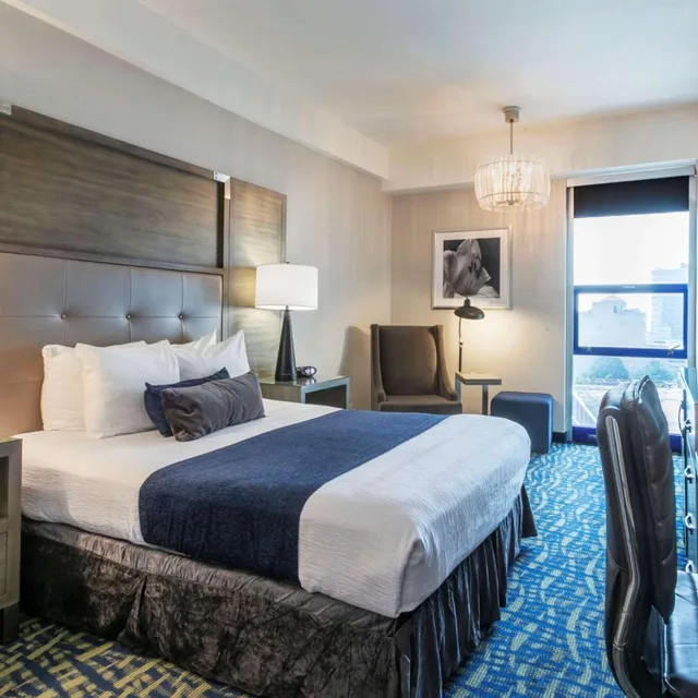 غرفة بسرير كينج لذوي الإعاقة، Robert Treat Hotel 1/3
