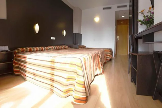 غرفة بسرير مزدوج بشرفة، Poseidon Resort 1/2