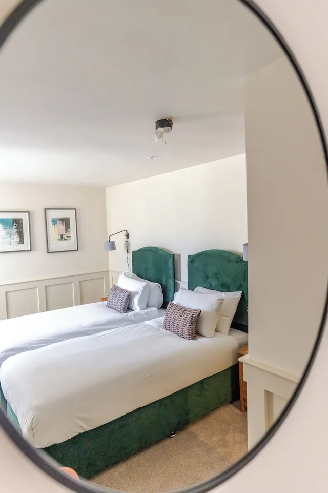 غرفة بسريرين منفصلين، Brooks Hotel Edinburgh 2/8