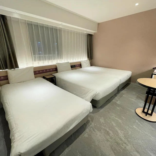 غرفة بسريرين منفصلين مع سرير إضافي، Henn na Hotel Nara 2/10