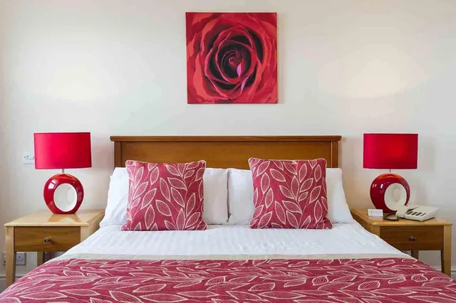 Standard, Double Bed, Chesterhouse 4/4