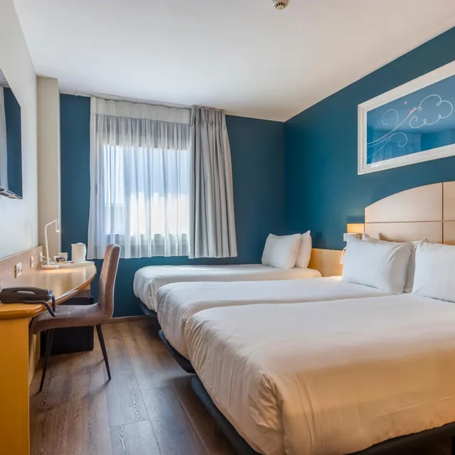 غرفة ثلاثية، Travelodge Madrid Alcala De Henares 1/10
