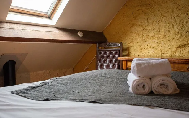Suite, 1 Double and 3 Single Beds, Courtyard View, Corner، High Paradise Farm 1/3