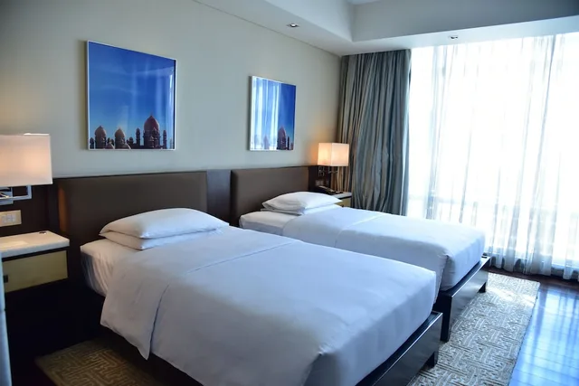 غرفة بسريرين منفصلين بإطلالة على المدينة، PARK HYATT HYDERABAD 1/5
