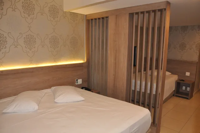 غرفة كومفورت ثلاثية بسرير كينج وسرير فردي، Indaia Park Hotel 4/10