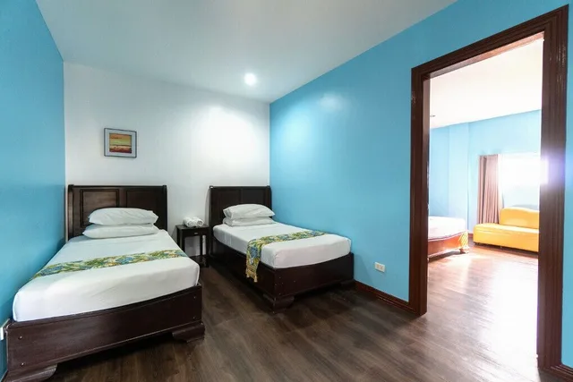 جناح بسرير مزدوج وسريرين منفصلين بغرفتي نوم، One Averee Bay Hotel 2/4