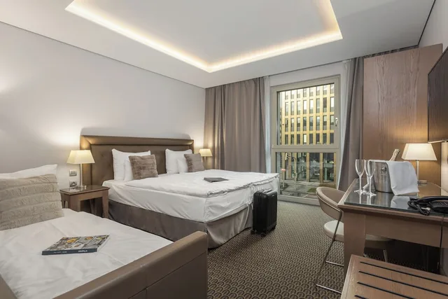 غرفة سوبيريور بسرير مزدوج أو سريرين منفصلين مع أريكة، Hotel Royal Prague 2/10