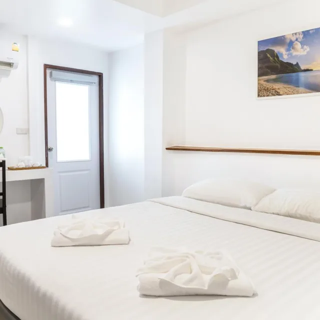 Deluxe, King Bed, Grand Sattahip Hotel 1/4