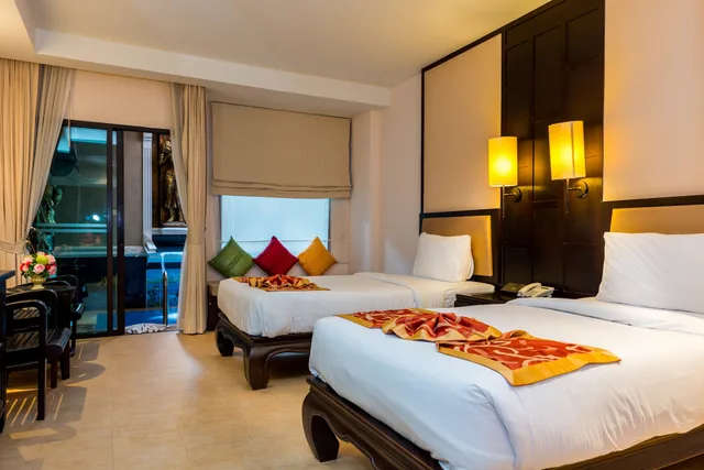 Deluxe, Twin Beds, Outdoor Jetted Tub، Nipa Resort 9/10