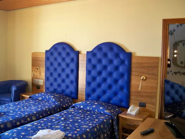 Superior, Twin Beds, Mountain or Sea View، Taormina Park Hotel 1/2