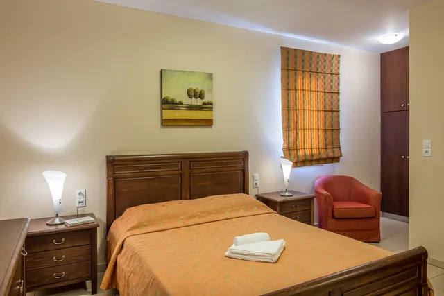 غرفة مزدوجة بسريرين منفصلين بإطلالة على الحديقة، Talea Beach 1/1