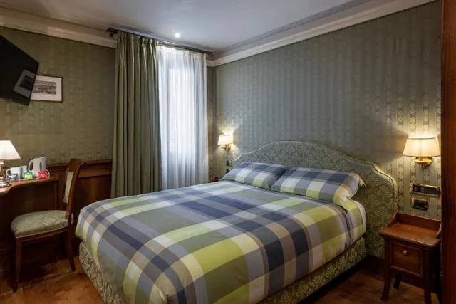 غرفة كومفورت بسرير مزدوج في الملحق، Hotel Montecarlo 2/4