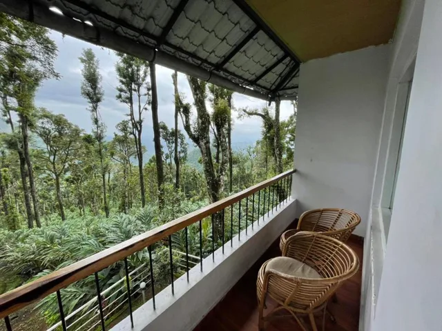 BLUE BELLS VALLEY RESORT، مونار 23/55