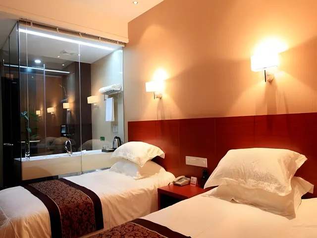 Superior, King Bed, Vienna International Hotel (Hangzhou West Lake Cultural Square Metro Station) 1/1