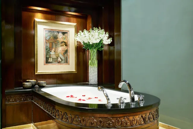 Anantara, Presidential, Suite، Anantara Siam Bangkok Hotel 2/2
