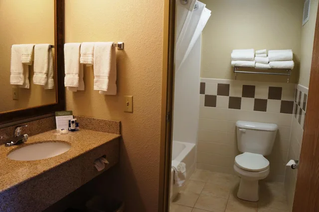 جناح سوبيريور بسرير كينج، AmericInn by Wyndham Anamosa 6/10