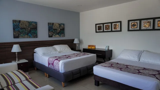 غرفة قياسية بسريرين منفصلين وسرير كوين، Malik Hotel Boutique 10/10