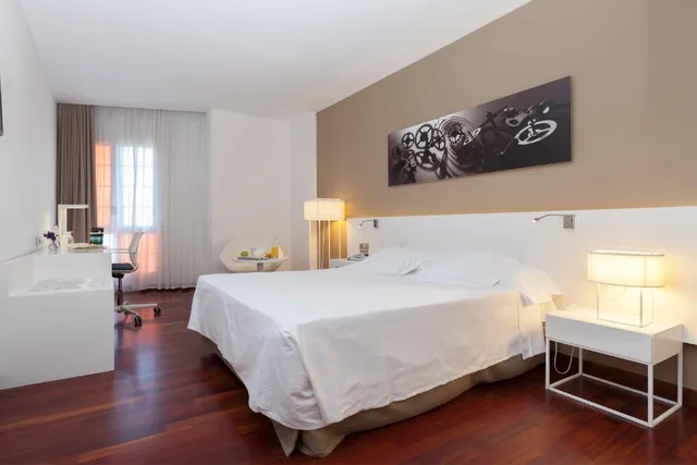 غرفة أساسية بسرير مزدوج، Urh Ciutat de Mataro 1/1
