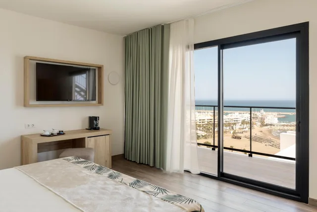 غرفة ديلوكس بسريرين منفصلين، Best Triton Hotel 5/10