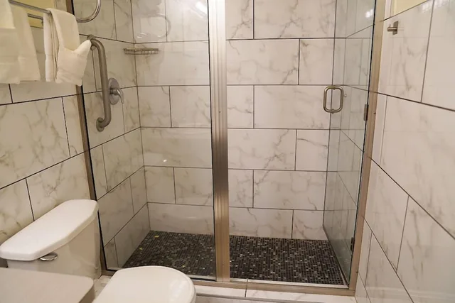 غرفة قياسية بسرير كوين، Steam Plant Hotel 4/4