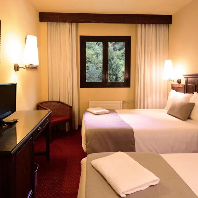 غرفة قياسية رباعية، Rvhotels Tuca 5/9